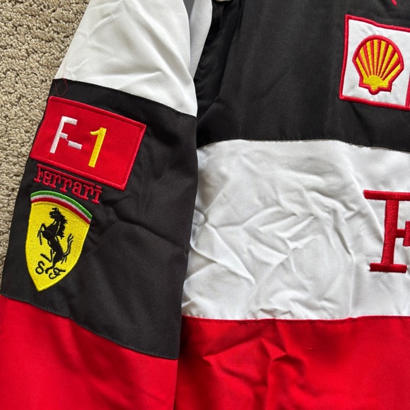Scuderia Ferrari Racing Jacket - Picture 4 of 7